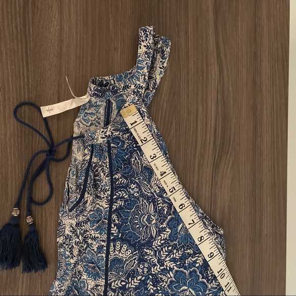 NWOT Warehouse One Blue and White Boho Floral Sleeveless Top - Picture 13 of 13